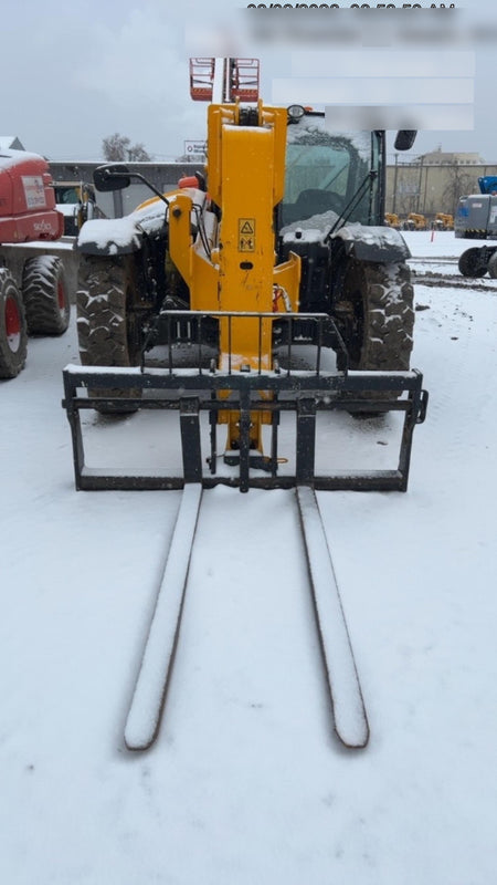 2025 JCB 509-42