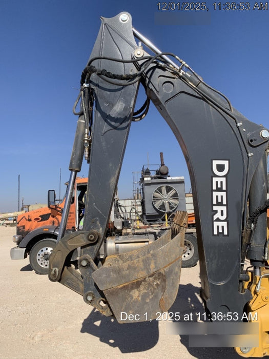 2019 John Deere 410L 4WD, CAB/HVAC, Standard Dipperstick, ISO Controls, Rear Aux Hydraulics, Manual QC w/1.5 Yd Bucket w/Forks, 24" Bucket