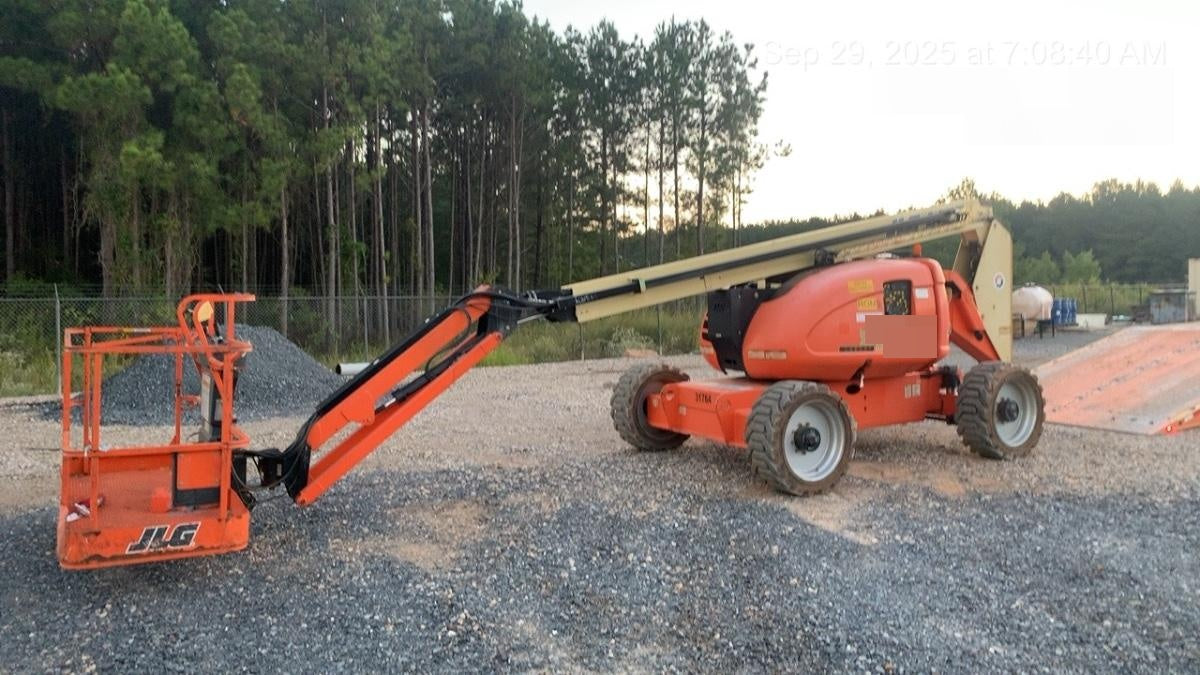 2019 JLG 600AJ
