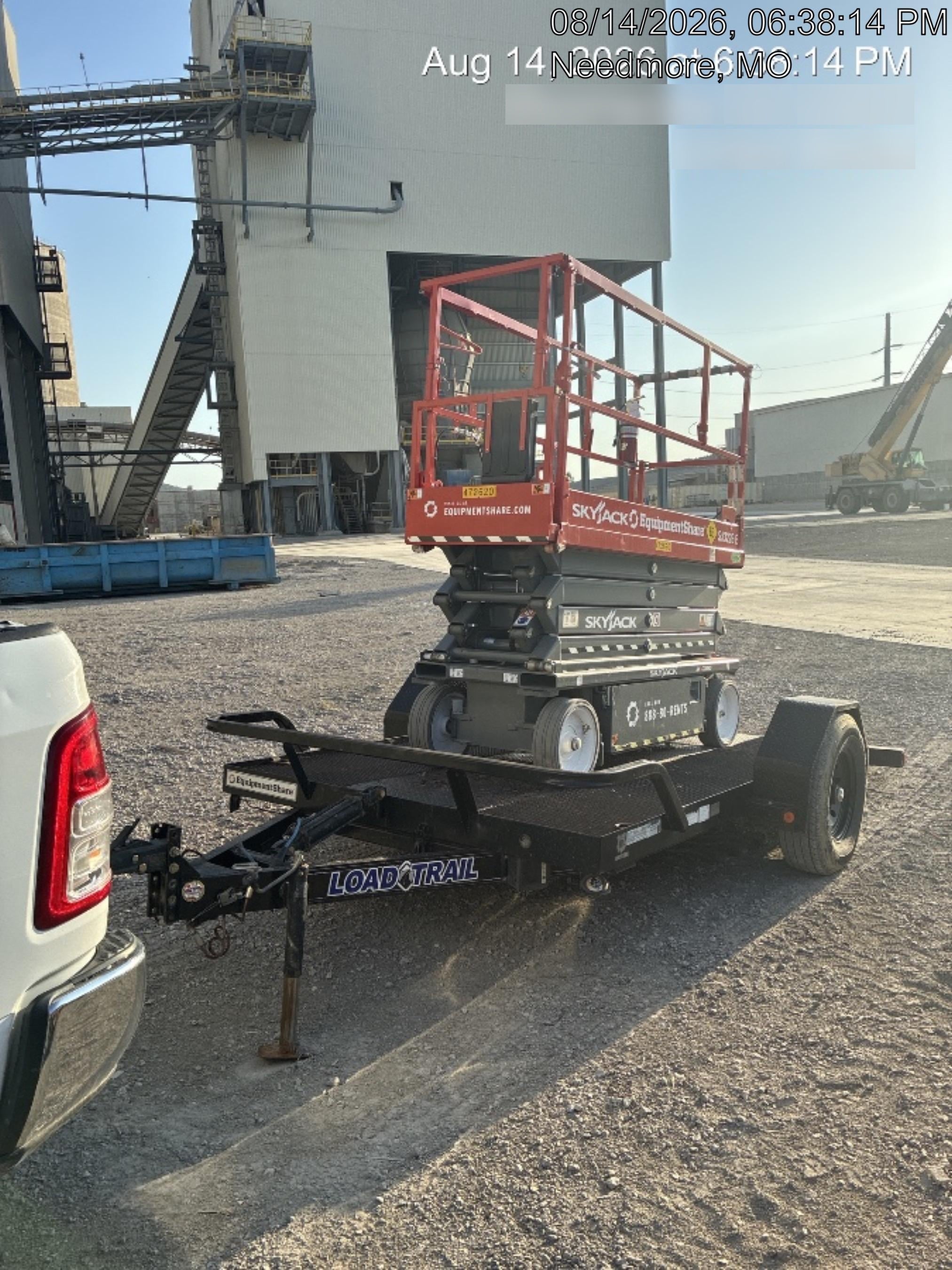 2022 LOADTRAIL Tilt-Deck Rental Trailer