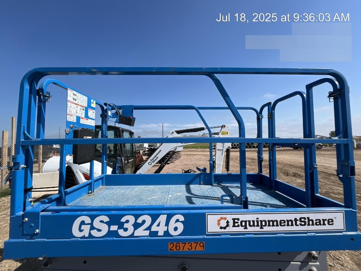 2022 GENIE GS-3246
