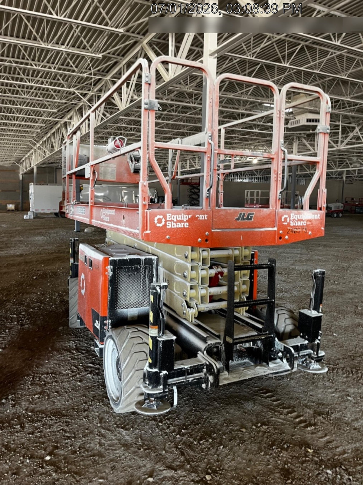 2022 JLG RT3369