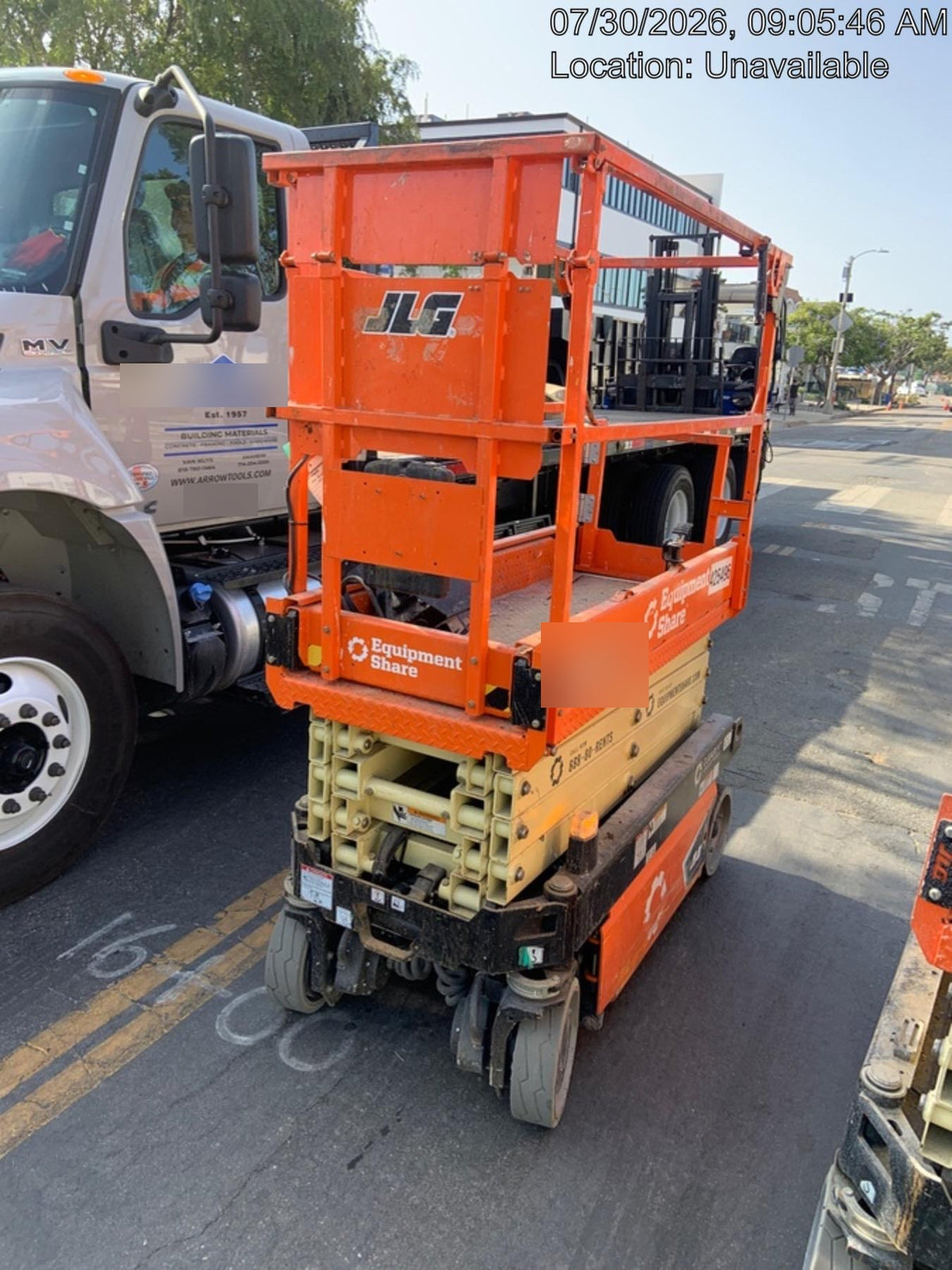 2022 JLG ES1932