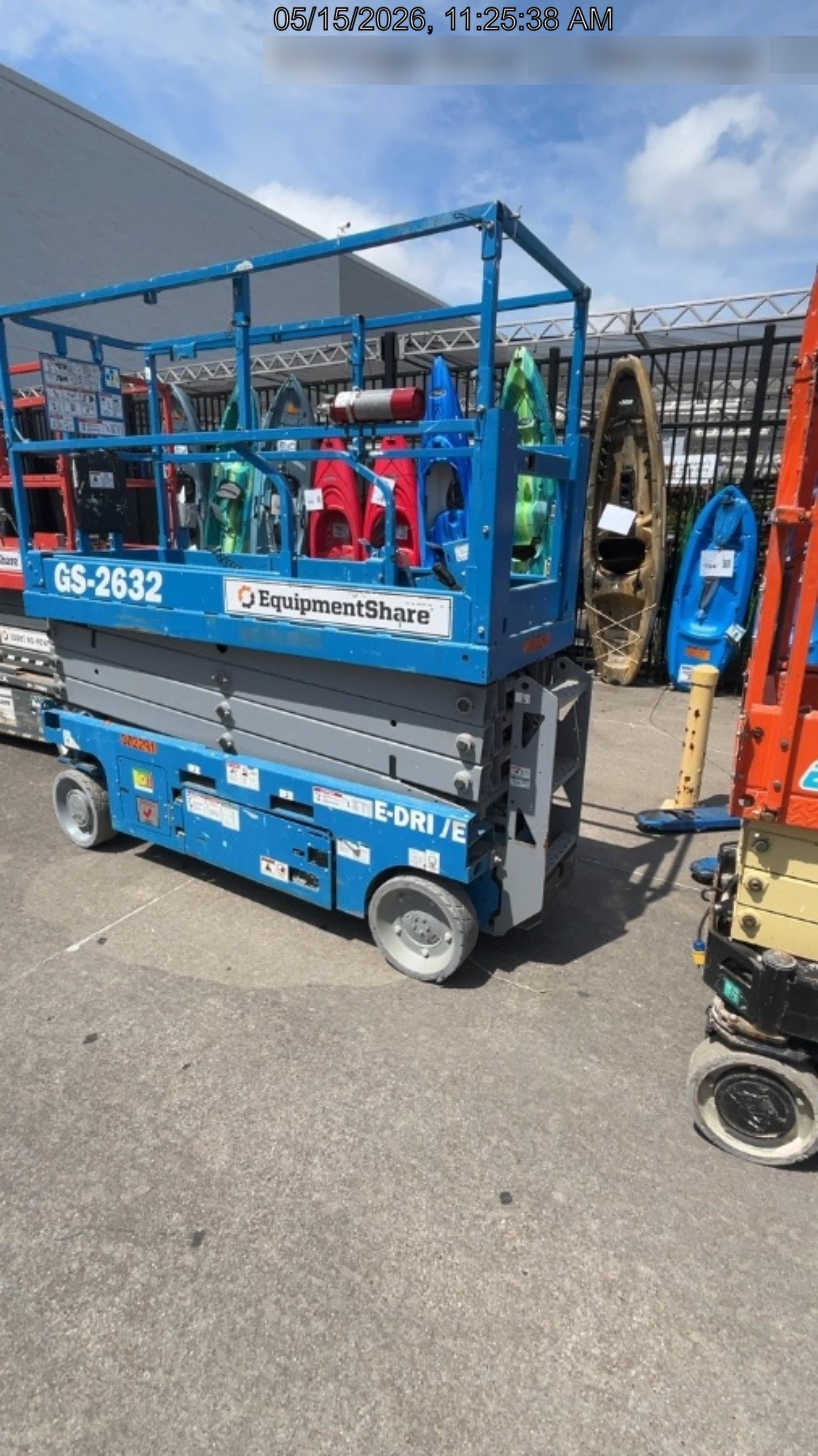 2023 GENIE GS-2632