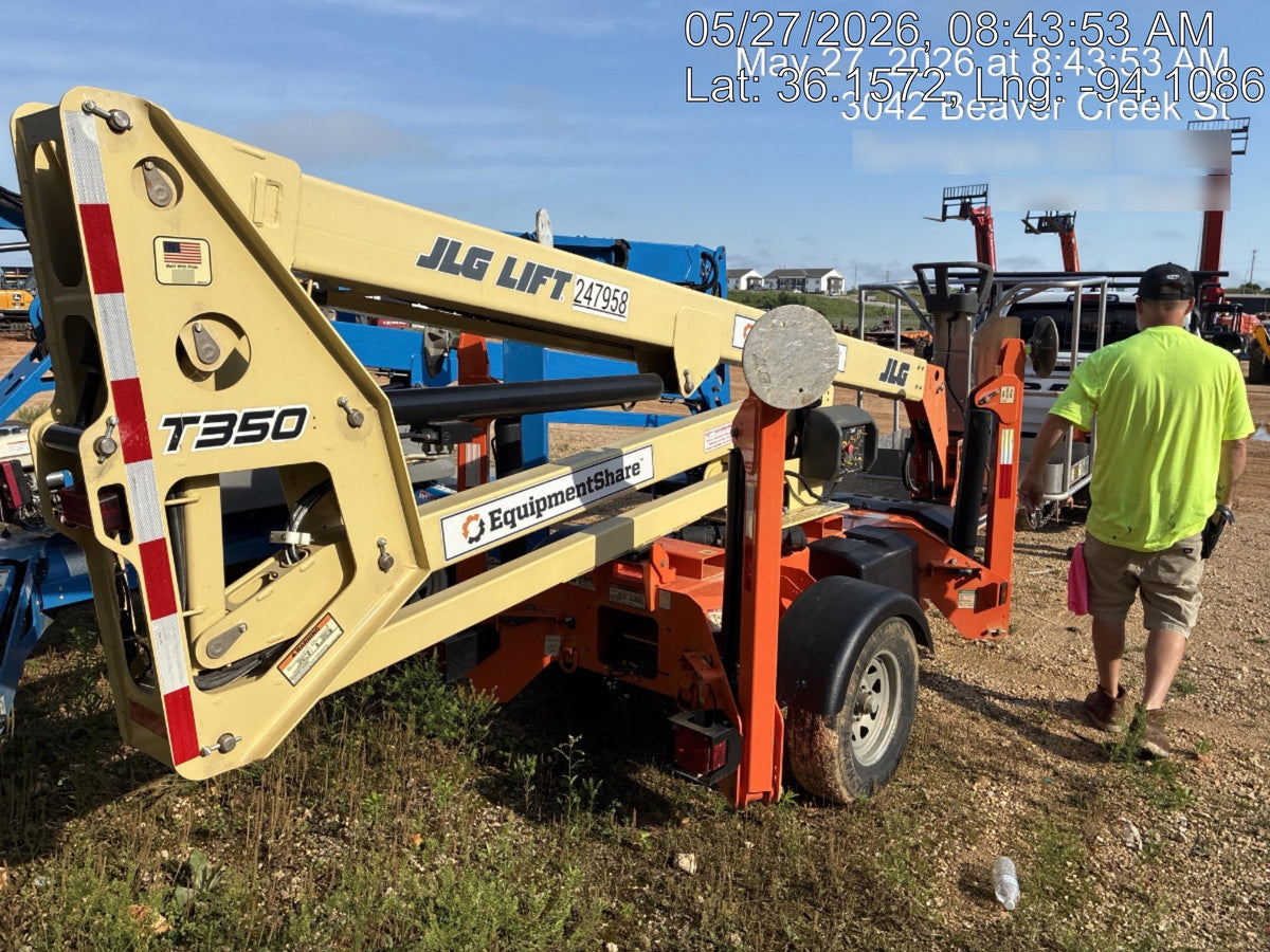 2022 JLG T350