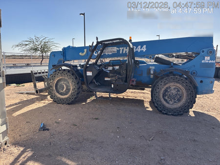 2018 Genie GTH-844 Genie GTH-844 w/ROPS, Work Lights, Solid Tires, RH Cab Mesh, Beacon, 60" Carriage and Forks