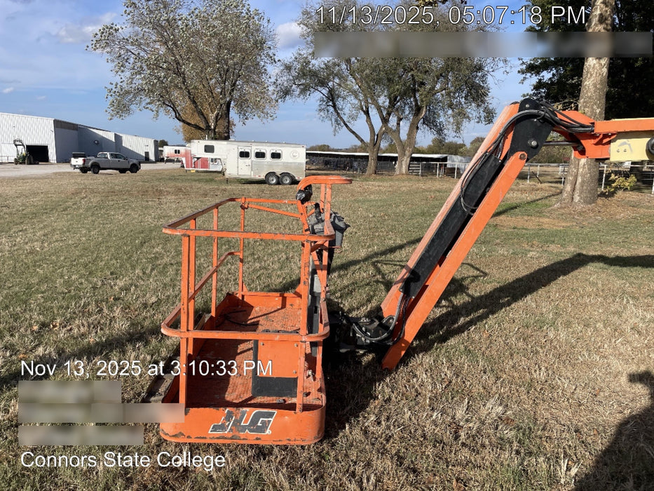 2019 JLG 460SJ
