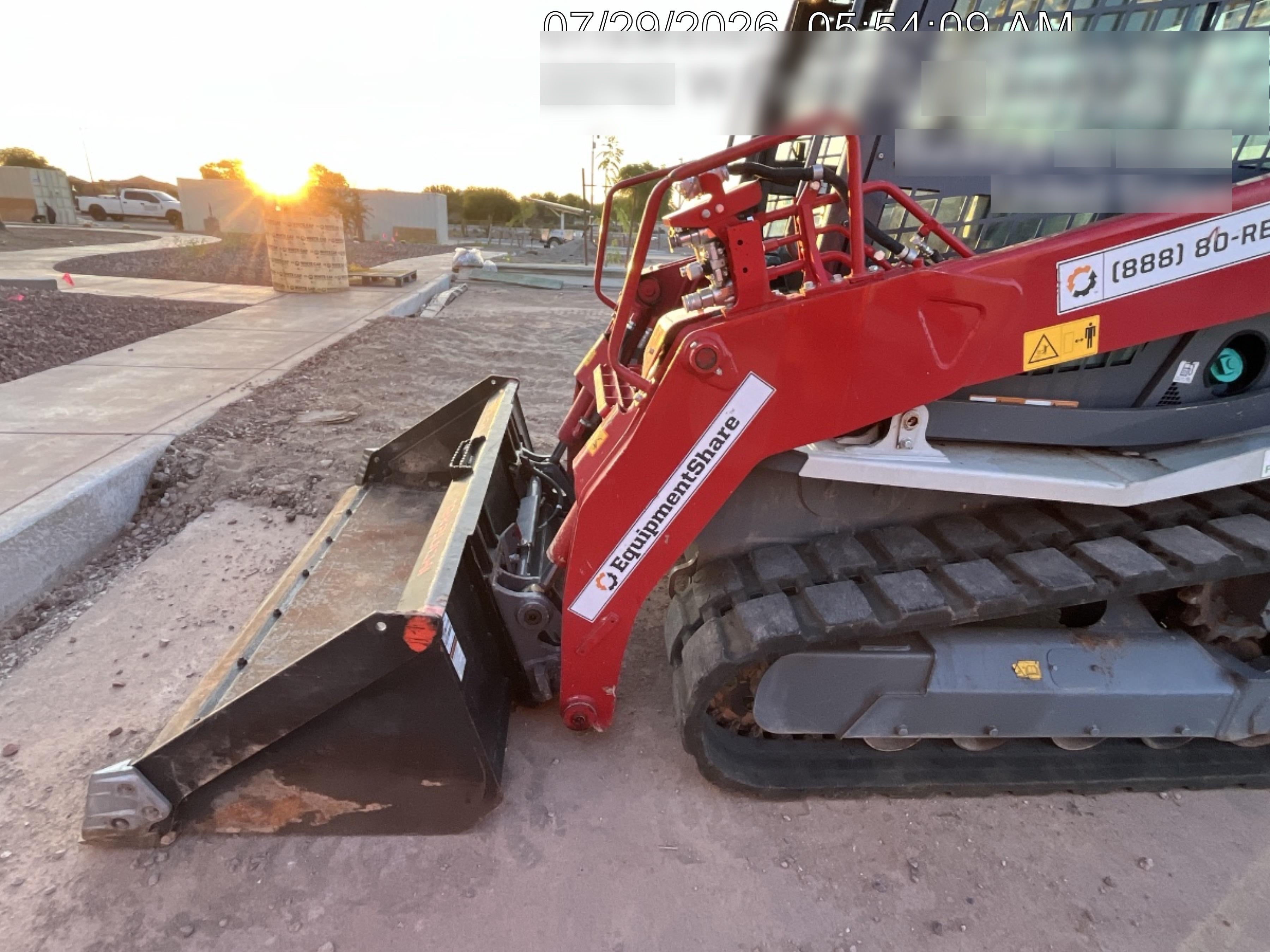 2024 TAKEUCHI TL10V2-CR