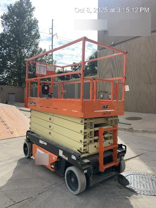 2021 JLG R3246