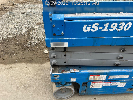 2019 Genie GS-1930 Half Height Swing Gate, 800W Inverter