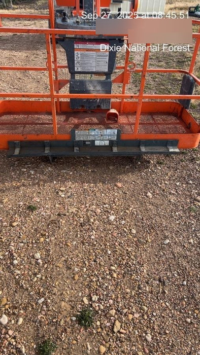 2019 JLG 860SJ