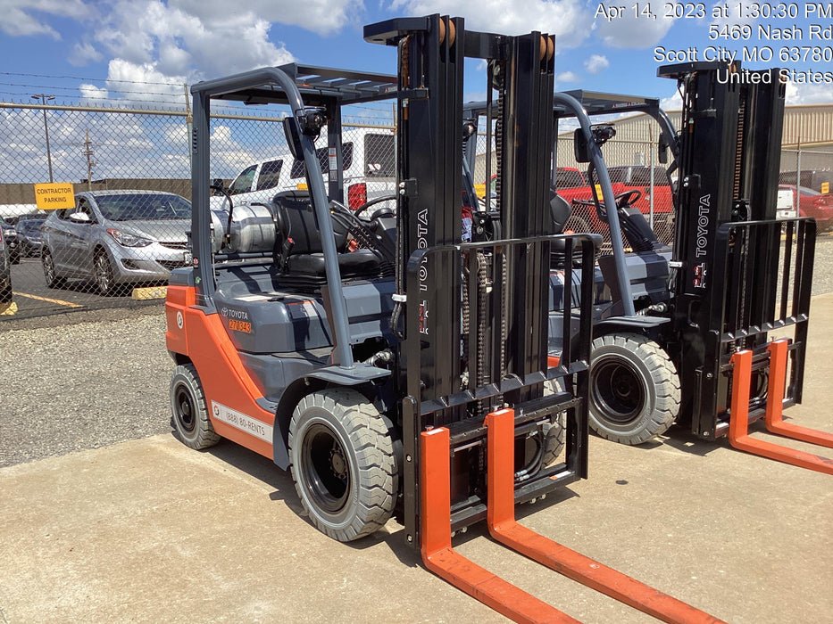 2022 TOYOTA 50-8FGU25