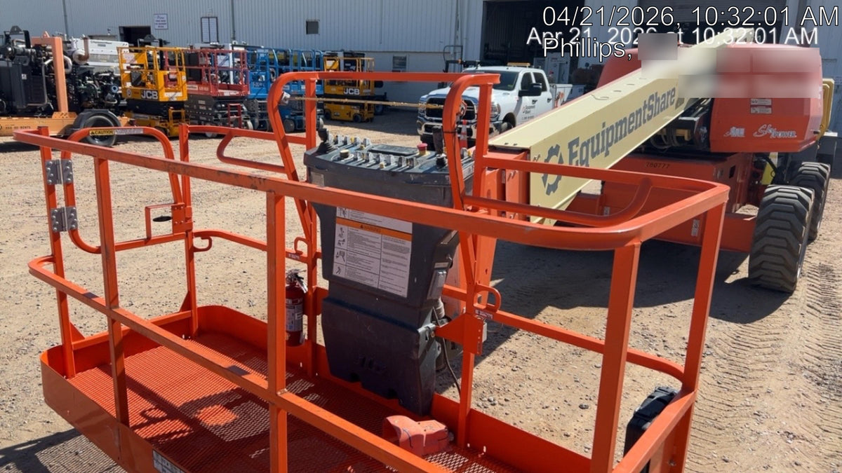 2022 JLG 600S