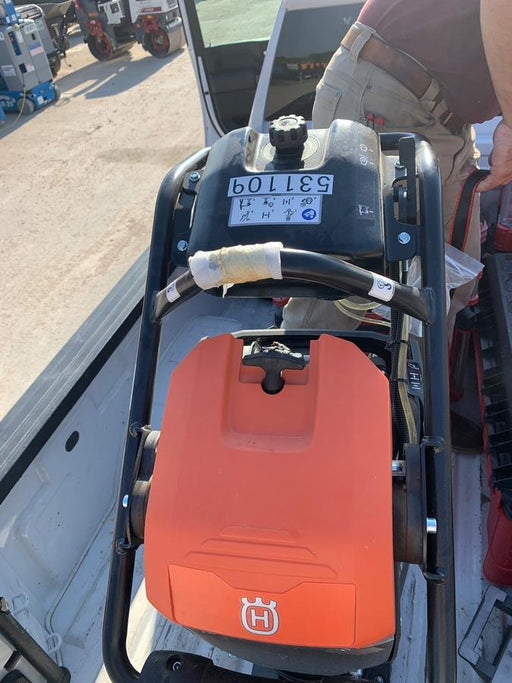 2025 HUSQVARNA LT6005