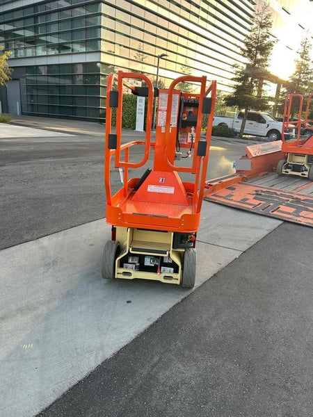 2024 JLG 1230ES