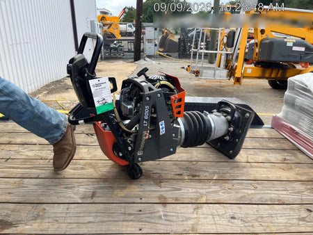 2024 HUSQVARNA LT6005