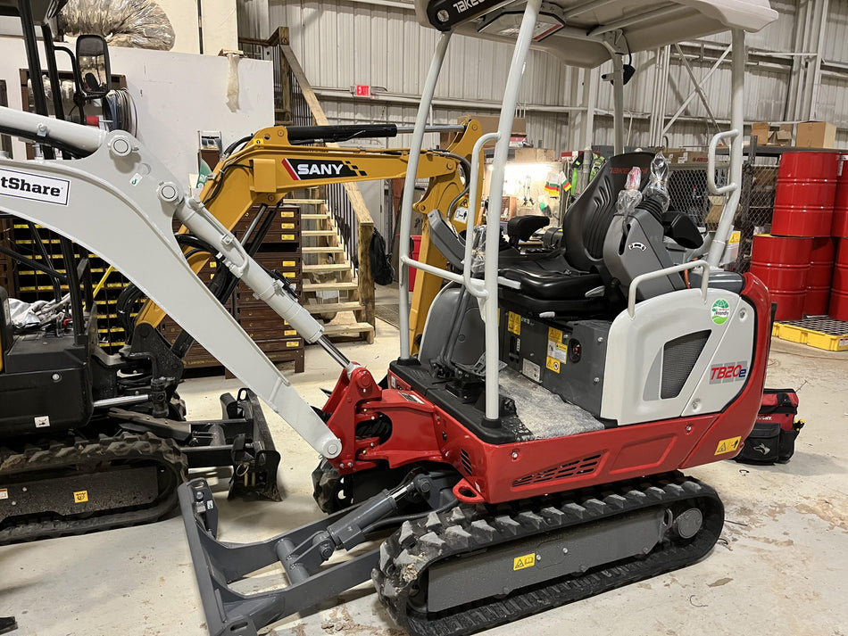 2023 TAKEUCHI TB20e