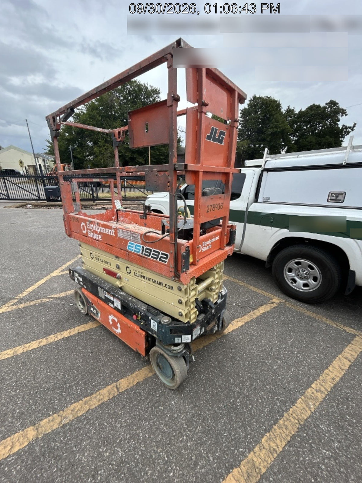 2022 JLG ES1932