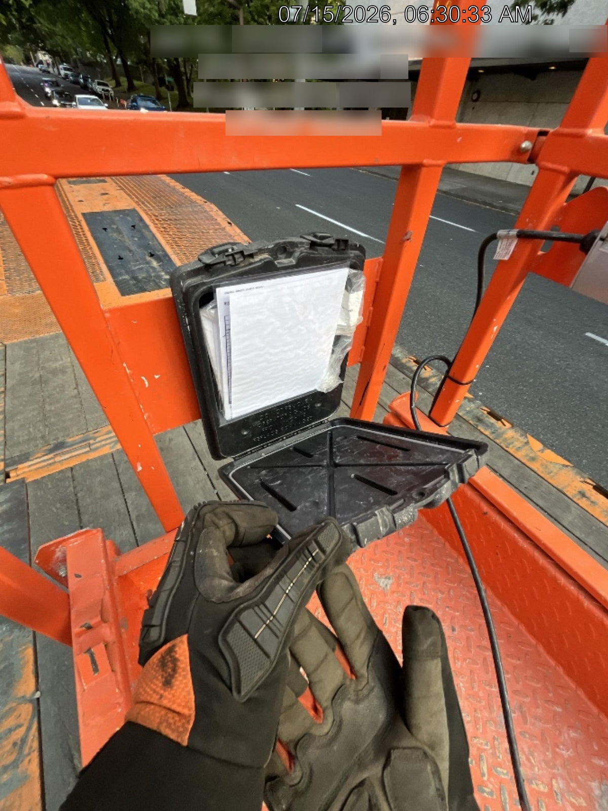 2022 JLG ES1330L