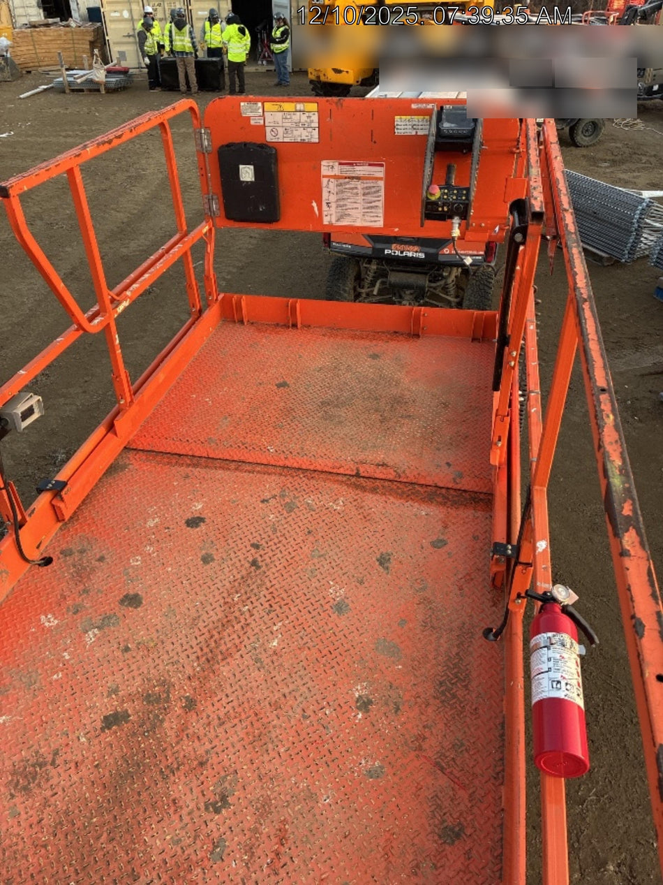 2023 JLG RT4069
