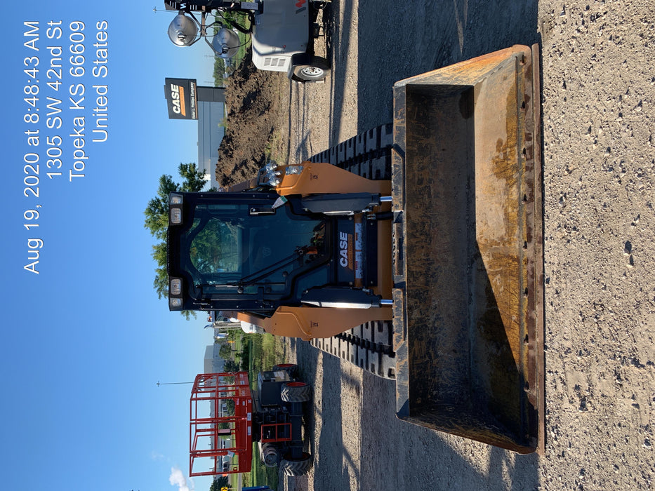 2020 Case TV450 761042 E-H Controls, 761031 ISO/H 2-Speed Controls, 761035 Performance Package Front Electric, 761206 Hydraulic Coupler, 761045 Cab Heat/AC, 761062 Air Ride Seat, 761201 HD Light Package, 761048 Engine Block Heater, 8500147 450mm (17.7 in.) 78" OTW Tracks