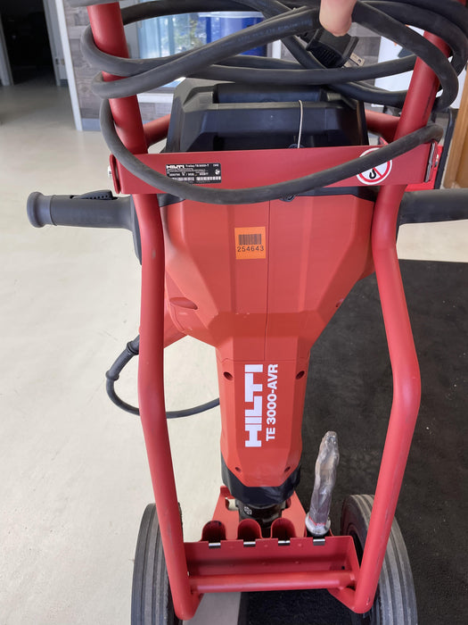 2022 HILTI TE 3000-AVR