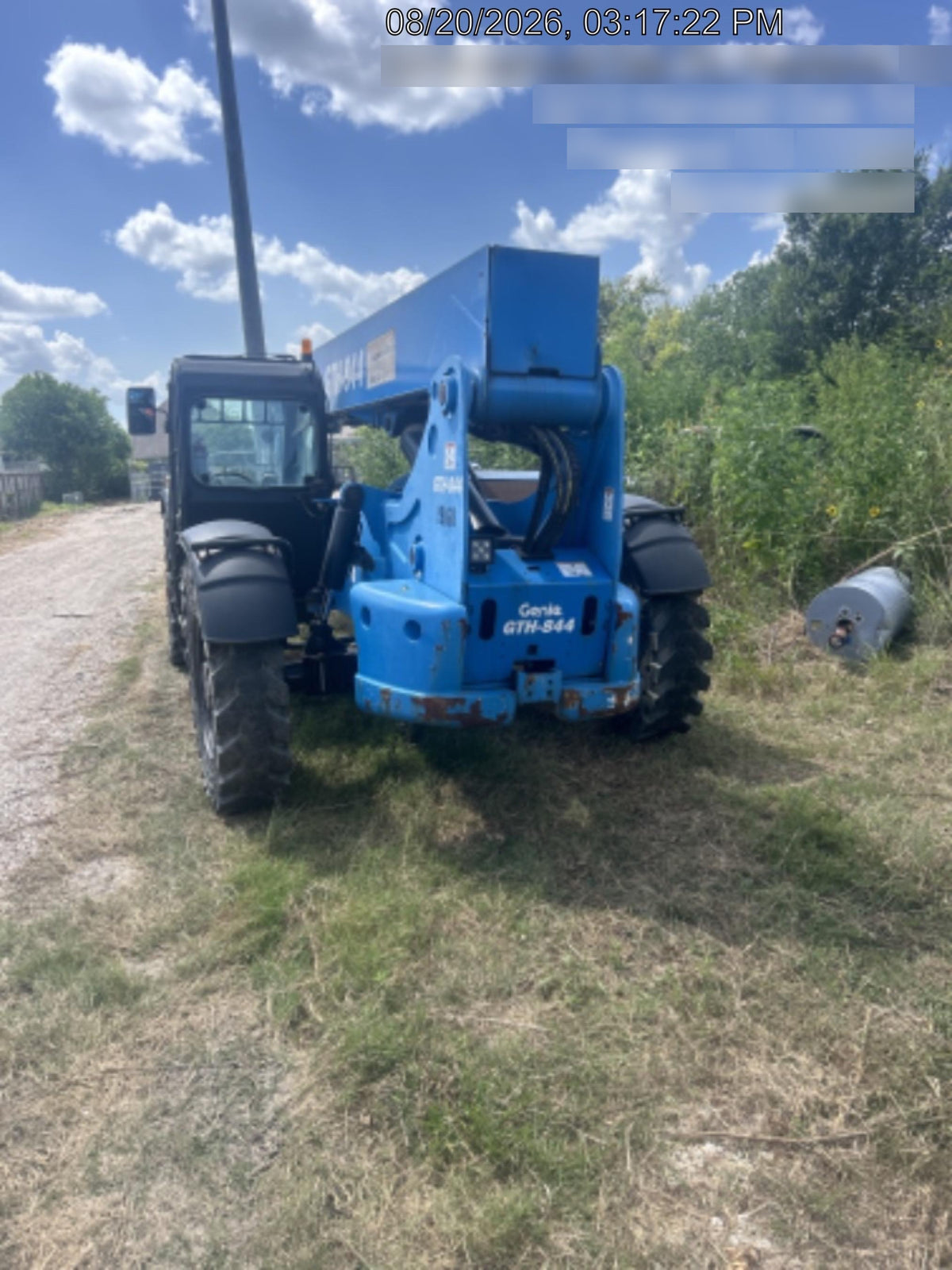 2018 Genie GTH-844 Genie GTH-844 w/Enclosed Cab w/HVAC, Work Lights, Solid Tires, Beacon, 60" Carriage and Forks