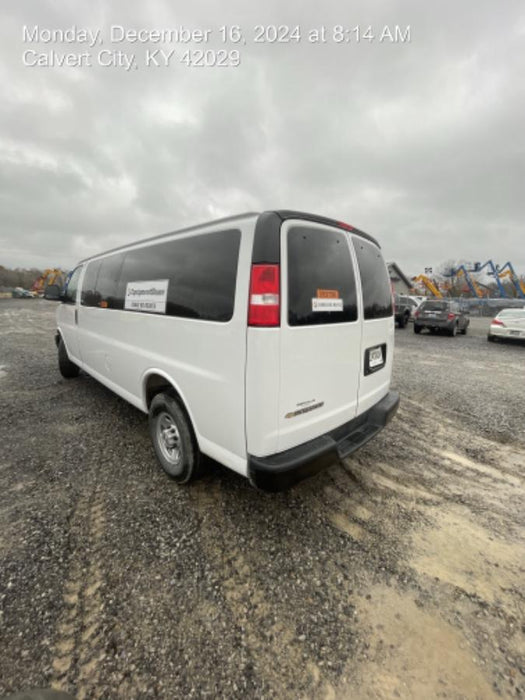 2023 CHEVROLET Express Van - Rental