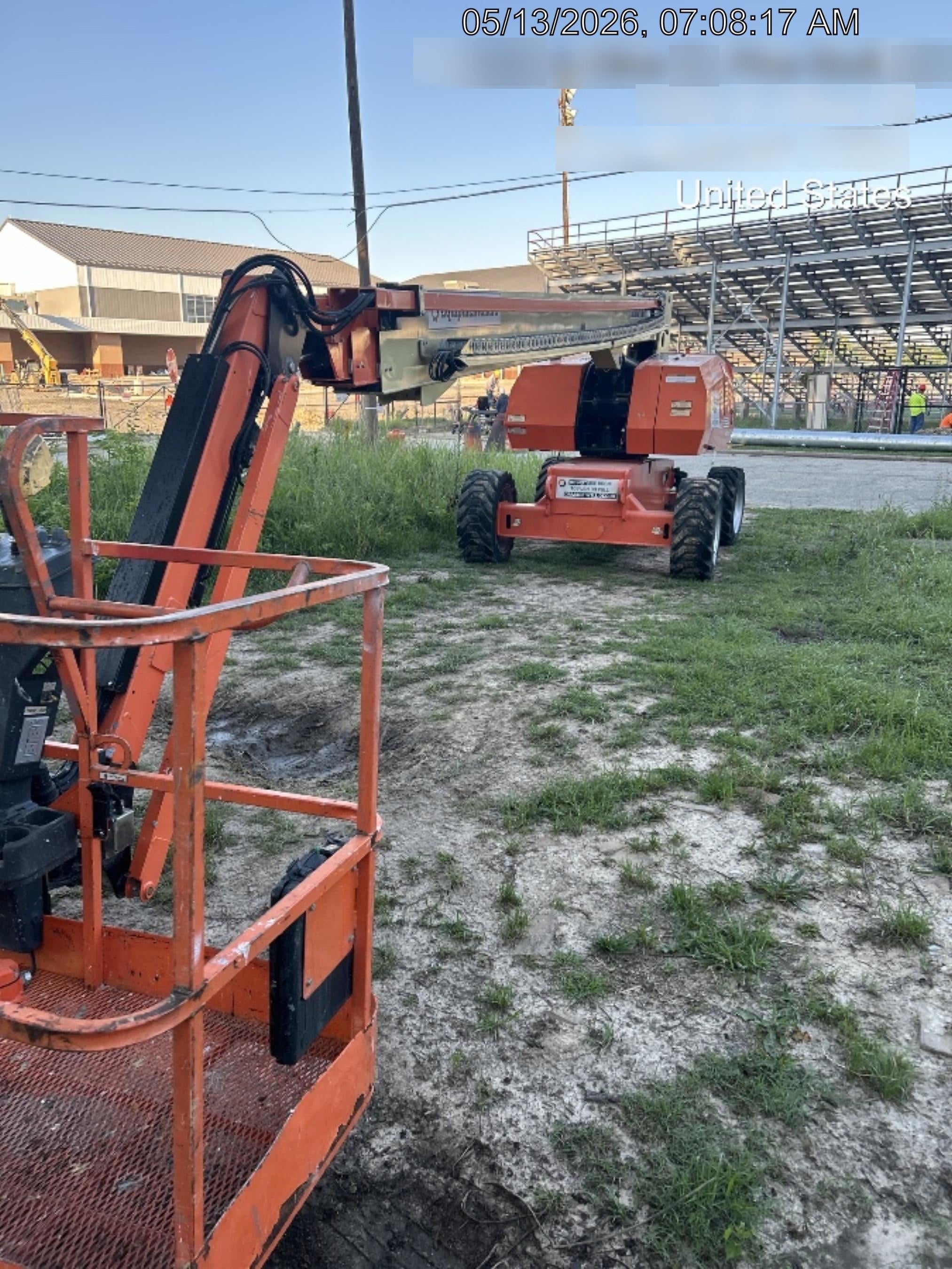 2020 JLG 860SJ