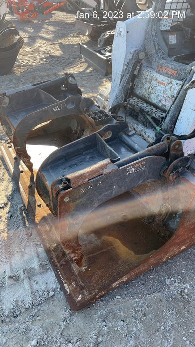 2020 PALADIN 76" Scrap Grapple Bucket - Paladin