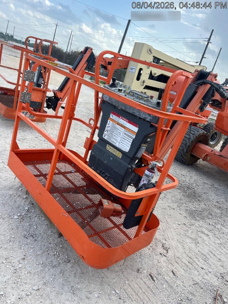 2019 JLG 450AJ