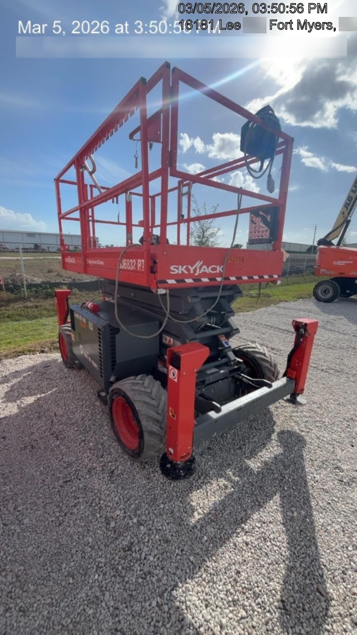 2024 SKYJACK SJ6832 RT