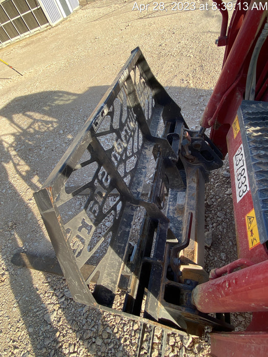 2021 PALADIN 48" Pallet Forks - Paladin