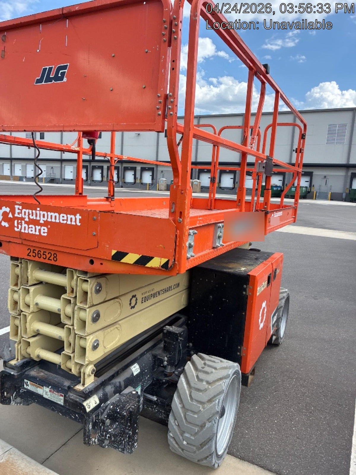 2022 JLG ERT4069