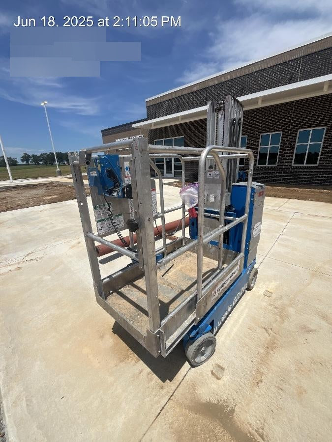 2020 GENIE GR-20