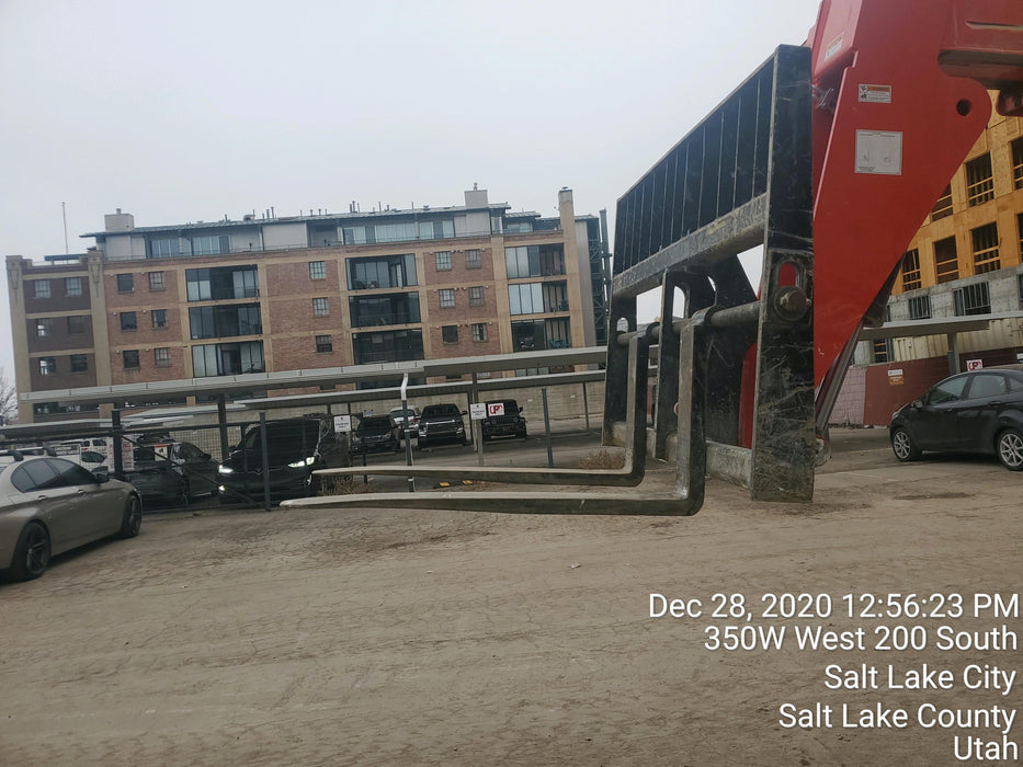 2020 MANITOU MTA8044