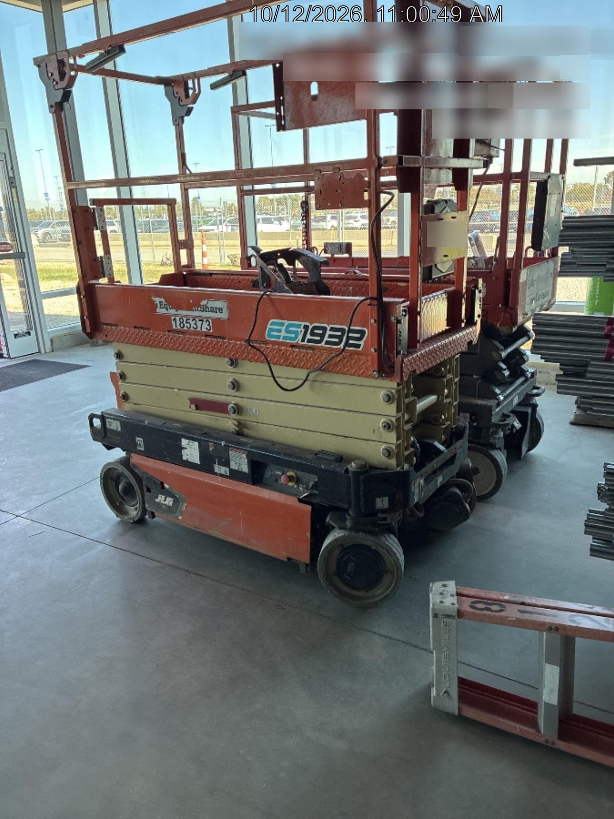 2021 JLG ES1932