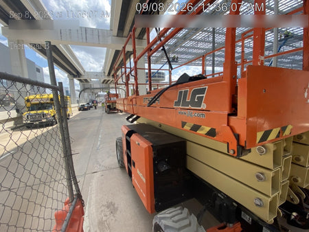 2023 JLG RT4394