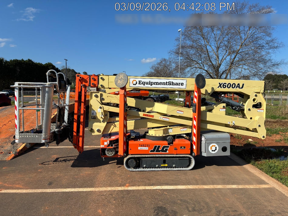 2021 JLG X600AJ