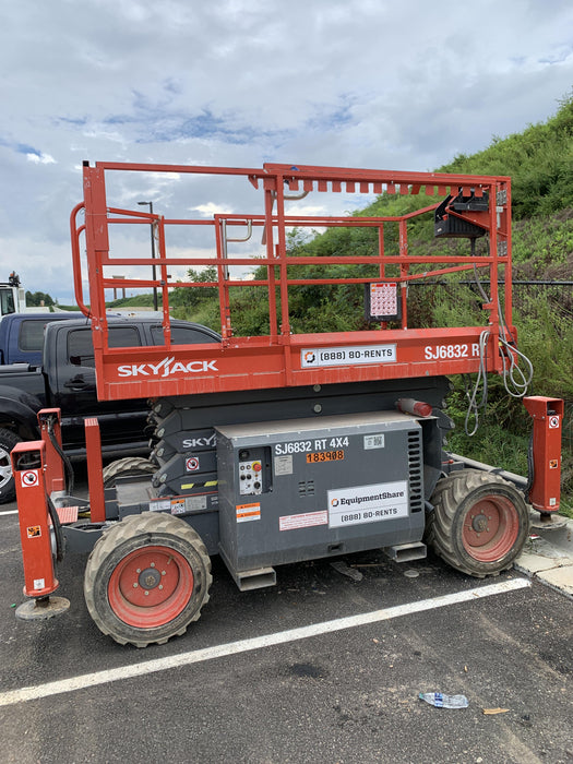 2021 SKYJACK SJ6832 RT