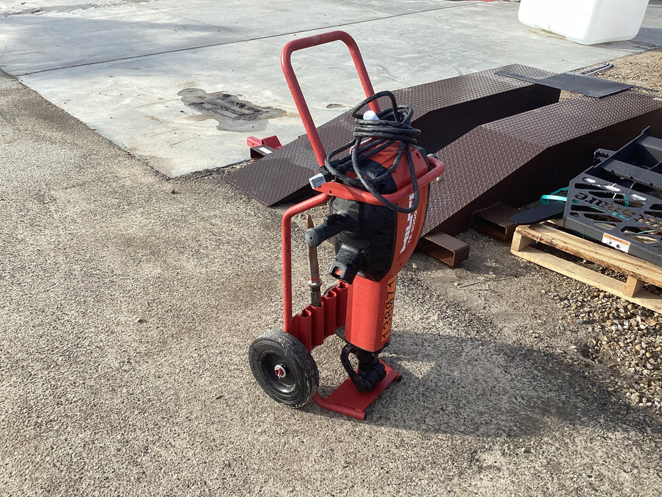 2021 HILTI TE 3000-AVR