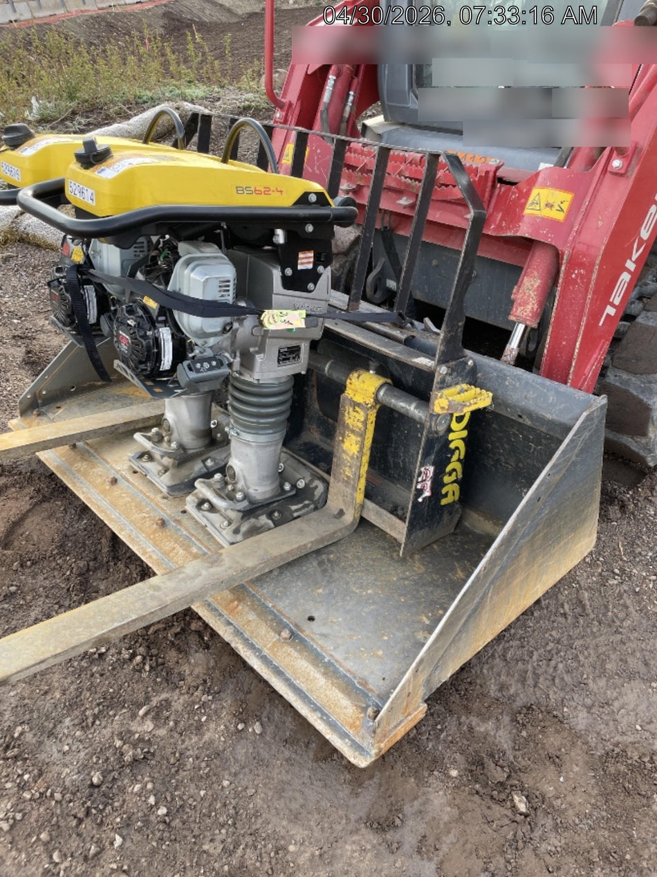 2022 DIGGA 48" Pallet Forks - Digga