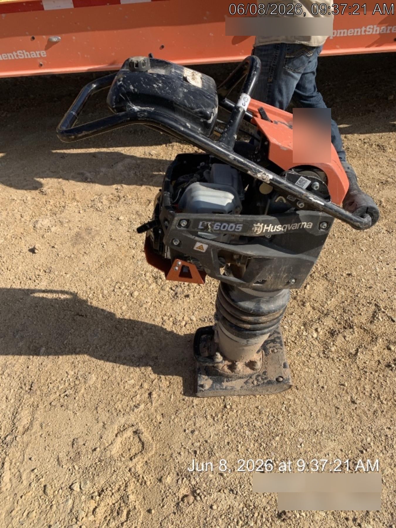 2025 HUSQVARNA LT6005