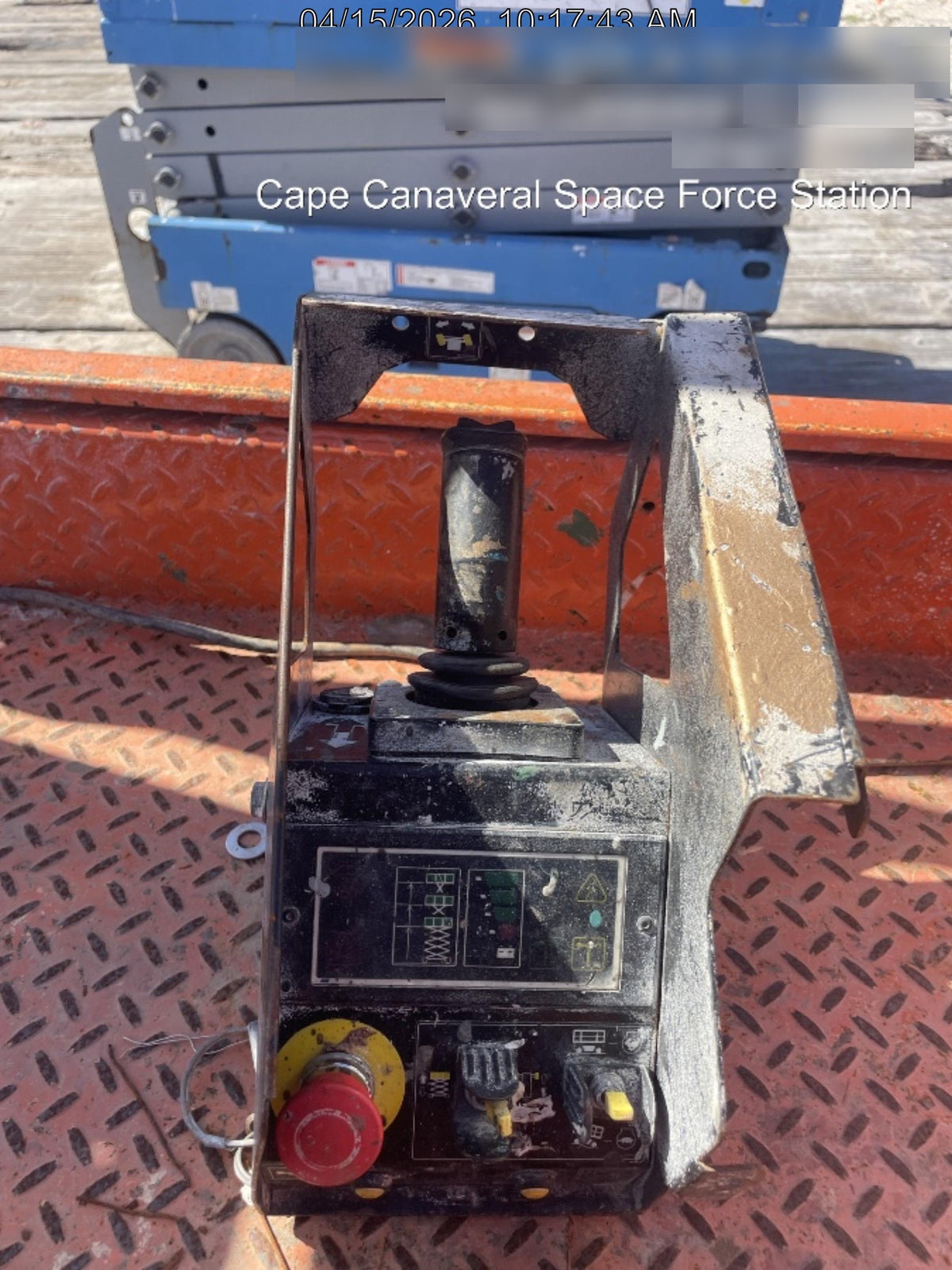 2021 JLG ES1932