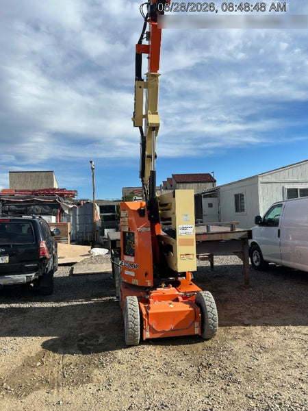 2019 JLG E300AJP