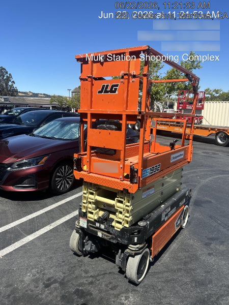 2022 JLG ES1932