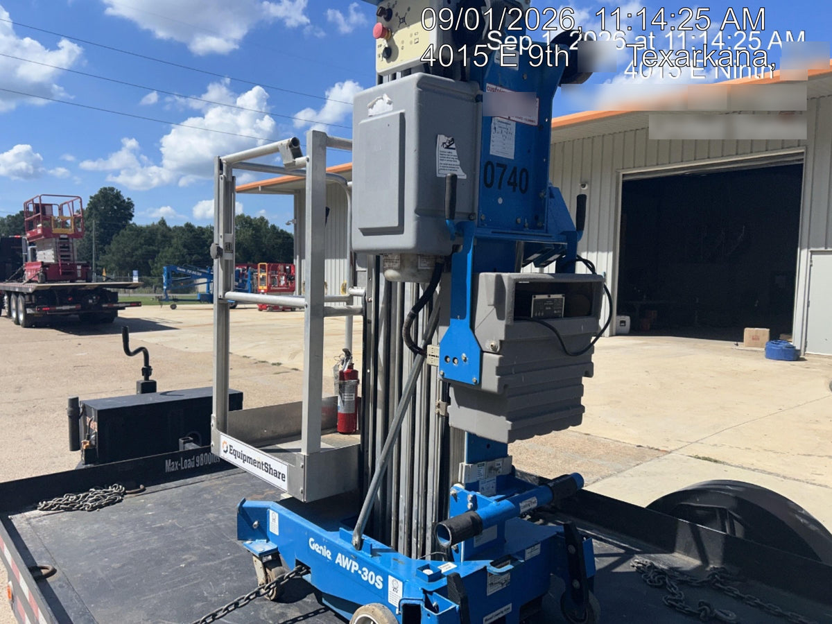 2019 GENIE AWP-30S