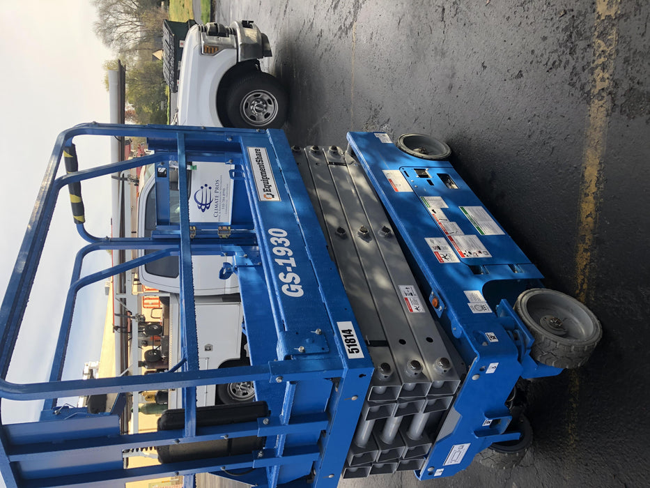 2019 Genie GS-1930 Half Height Swing Gate, 800W Inverter