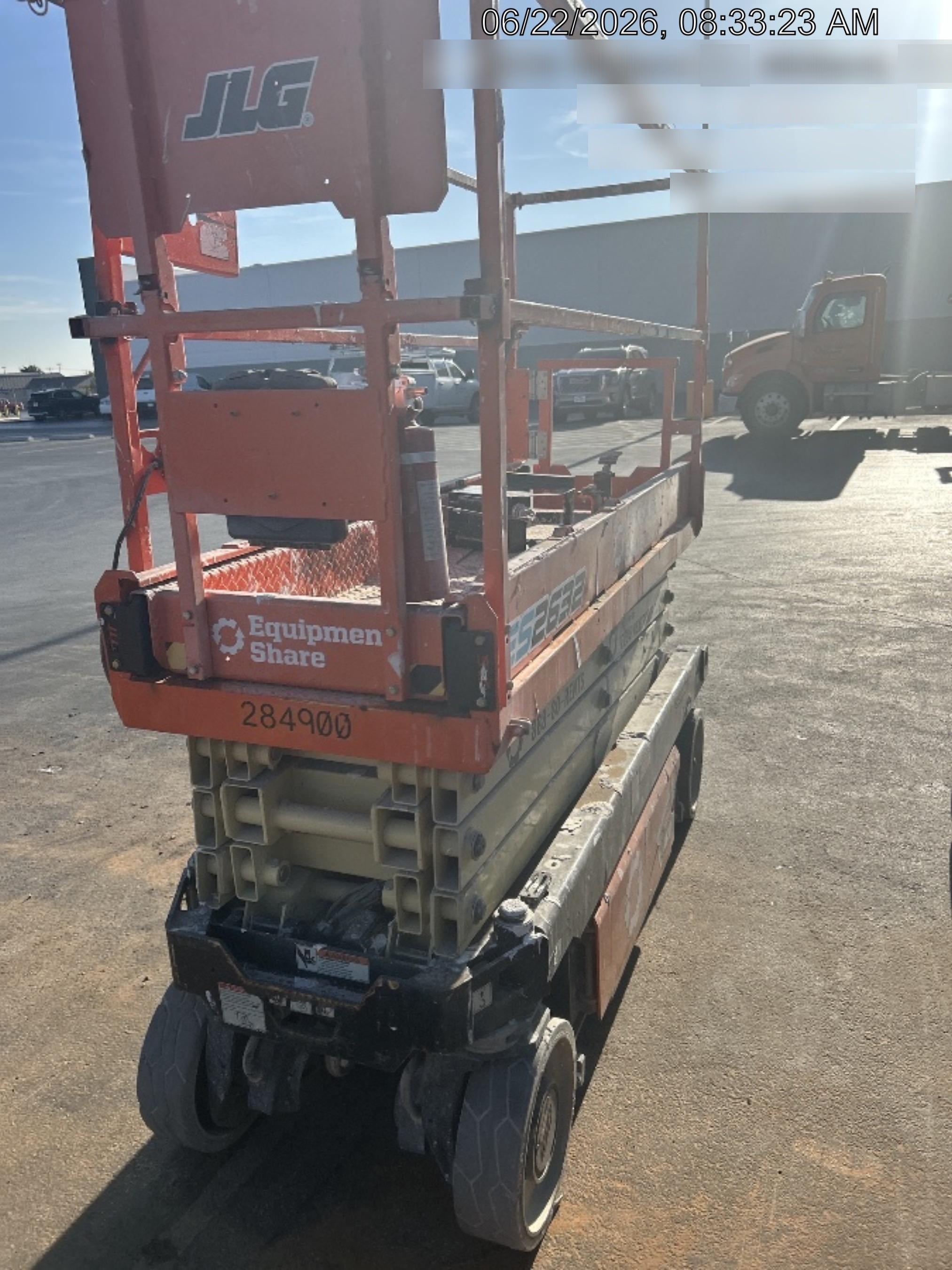 2022 JLG ES2632