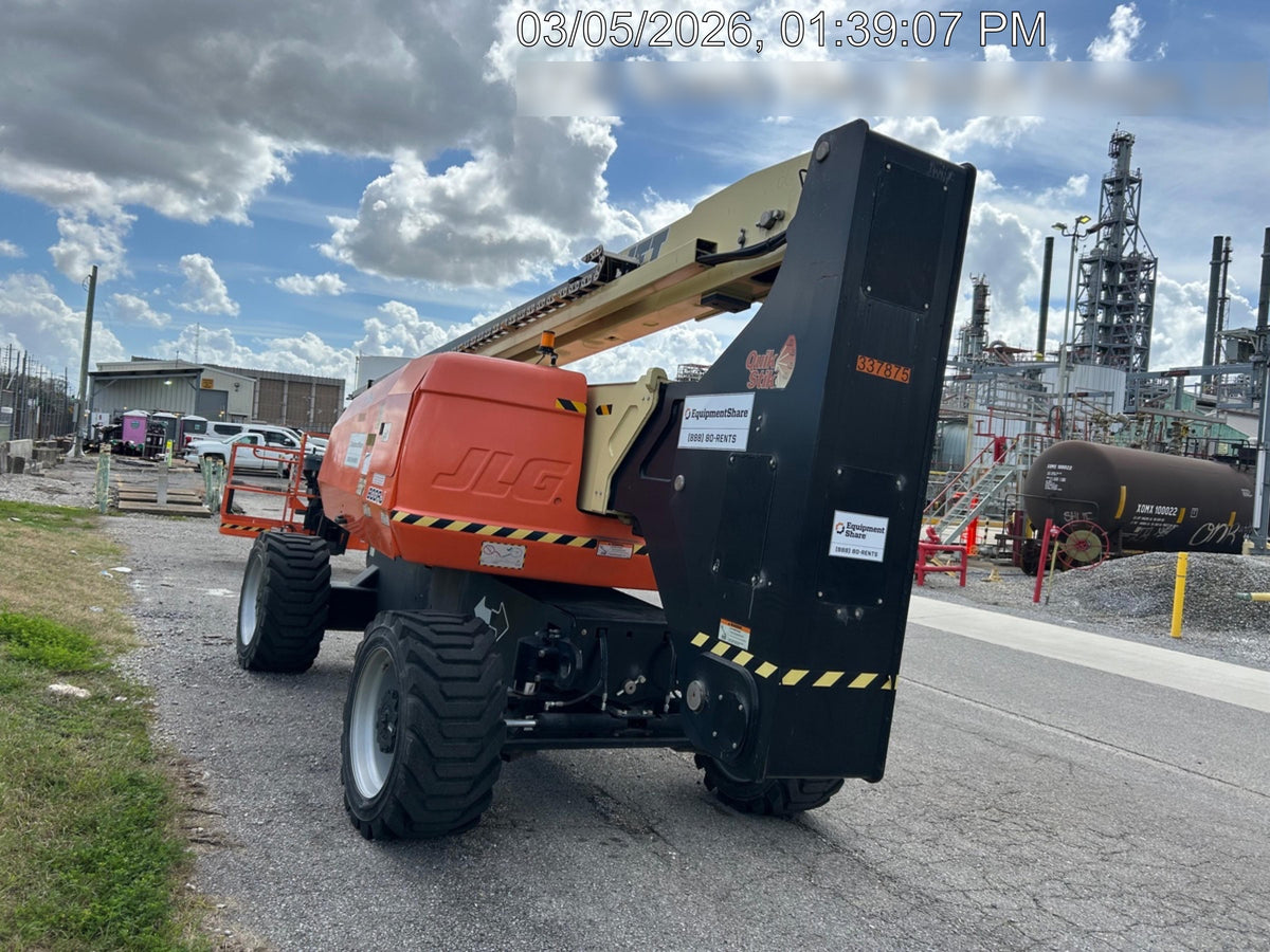 2023 JLG 800AJ